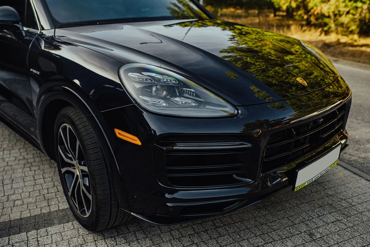 Porsche Cayenne — luksusowy SUV premium z kierowcą EliteMotion Poznań