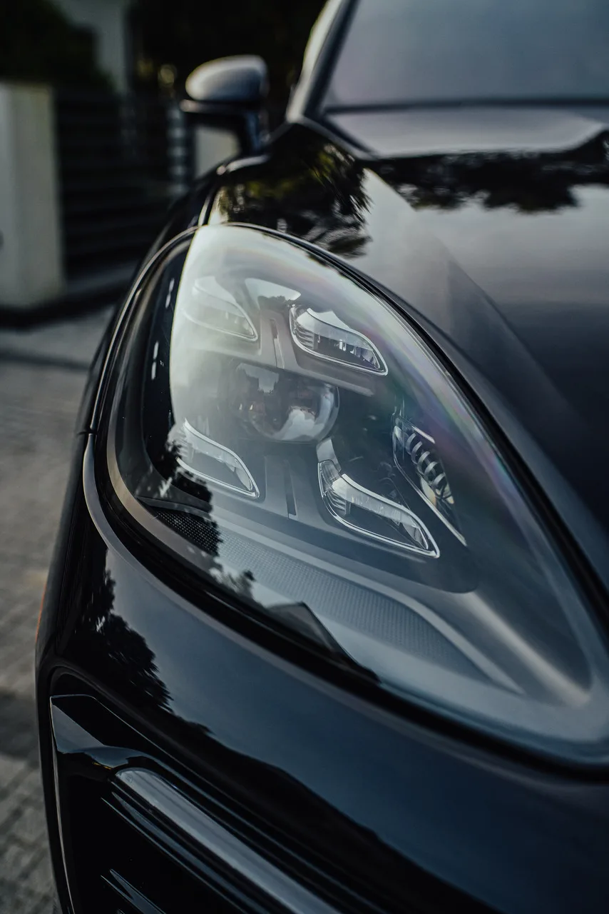 Porsche Cayenne — luksusowy SUV premium z kierowcą EliteMotion Poznań