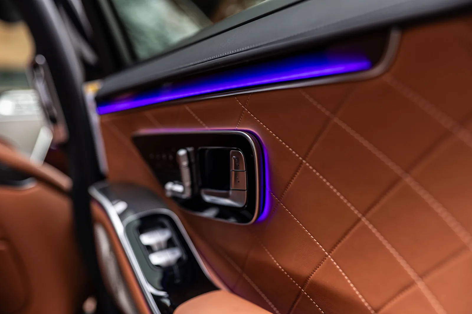 Mercedes S-Class Long W223 — widok boczny EliteMotion