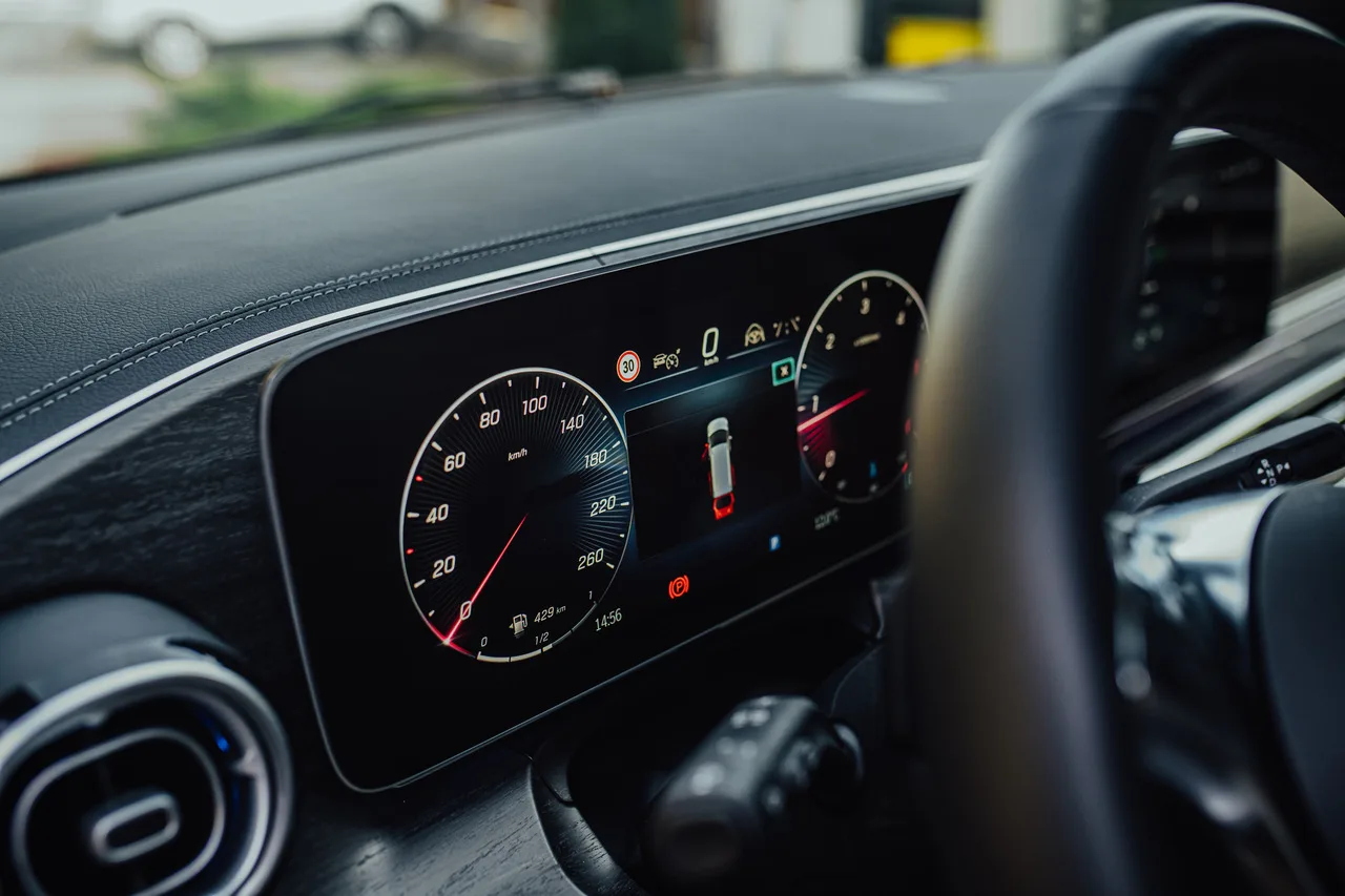 Mercedes V-Class Ekstra W447 — luksusowy VIP transport EliteMotion Poznań