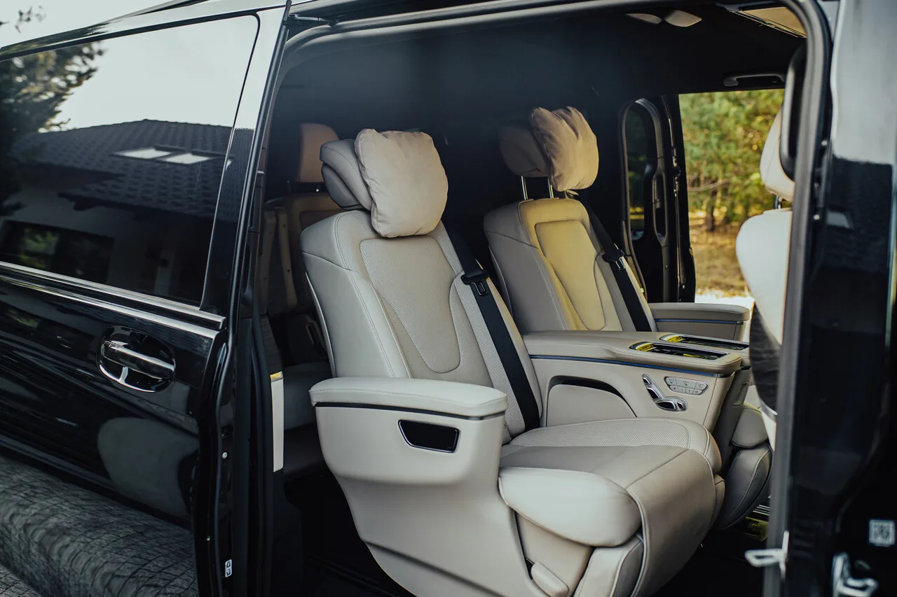 Mercedes V-Class Ekstra W447 — luksusowy VIP transport EliteMotion Poznań