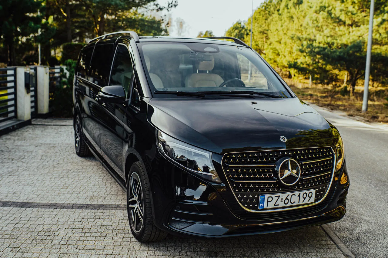 Mercedes V-Class Ekstra W447 — luksusowy VIP transport EliteMotion Poznań